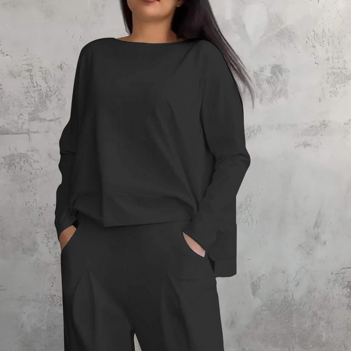 Women's - Comfortable Two-Piece Set - Round Neck & Stylish Design - Perfect for Everyday Wear