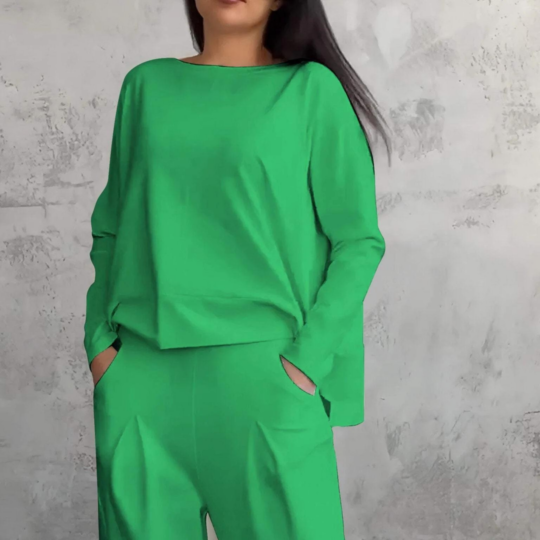 Women's - Comfortable Two-Piece Set - Round Neck & Stylish Design - Perfect for Everyday Wear