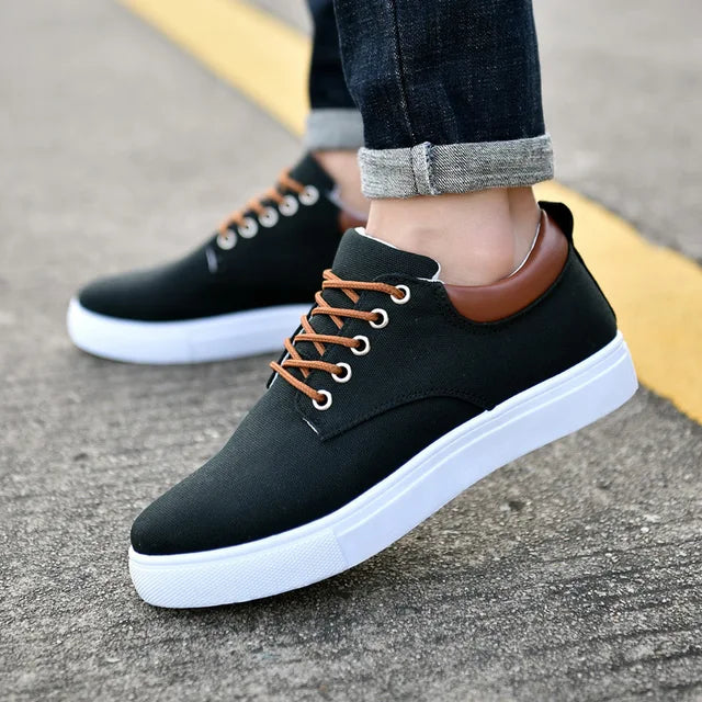 Comfortable sneakers for men