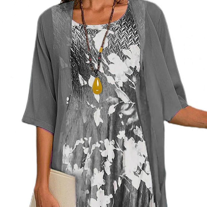 Women's - Light Summer Dress - Breezy Fabric - Perfect for Warm Days - Stylish and Comfortable