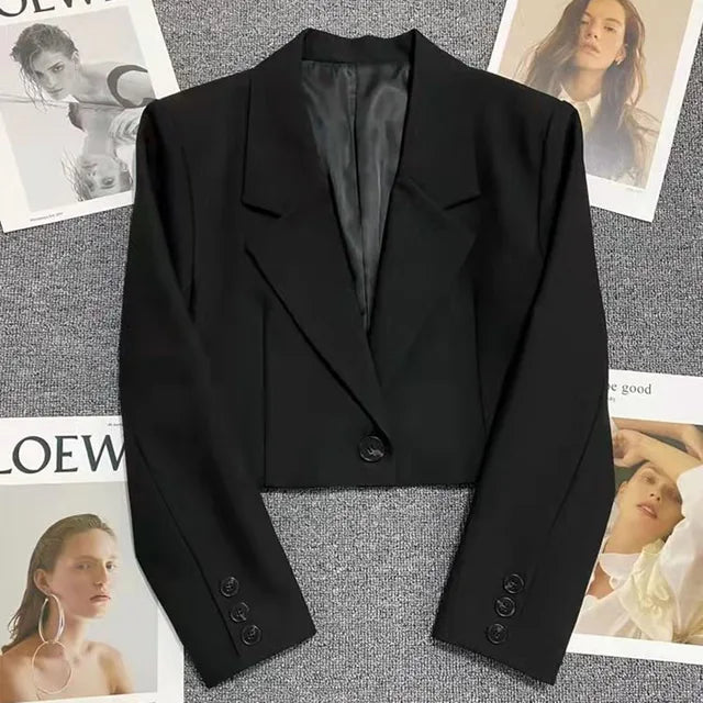 Women's short blazer with button placket and long sleeves