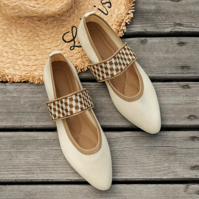 Flat shoes for women