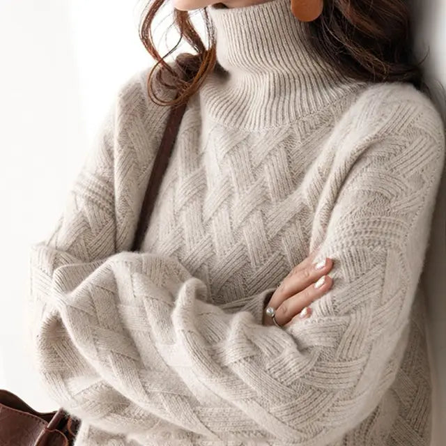 Elegant and chic cashmere jumper