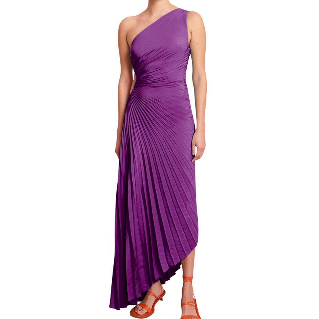 Elegant pleated dress