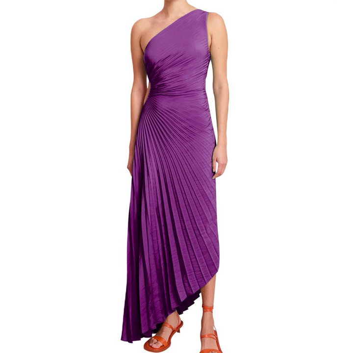 Elegant pleated dress