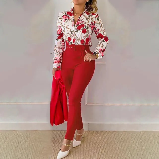 Stylish women's set (blouse and trousers)