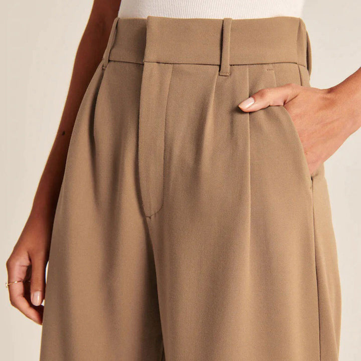 Women - High-Waisted Trousers - Stylish Design for Fashion - Trendy & Comfortable Fashion Essential