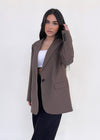 Sleek Women's coat - 2024 Edition