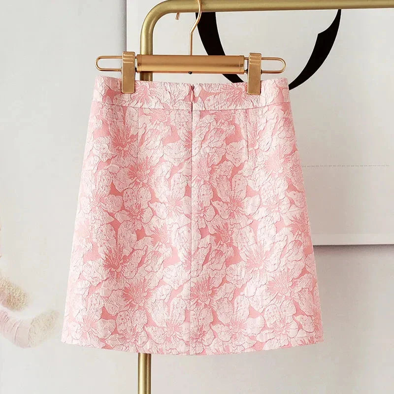 Fashionable jacquard skirt for women