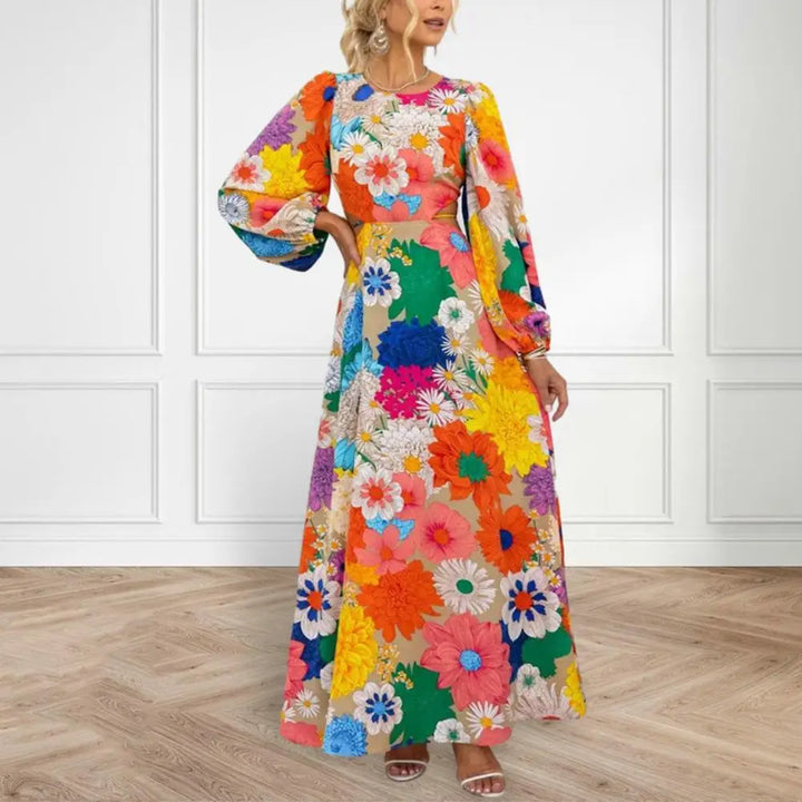 Long-sleeved maxi dress with bold floral pattern