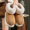 Elegant slippers in suede look with faux fur