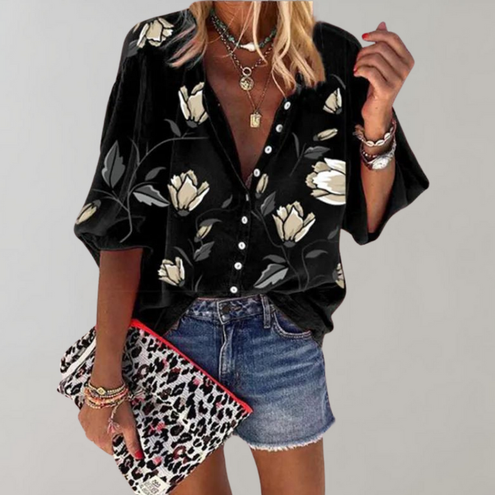 Summery women's blouse with floral pattern