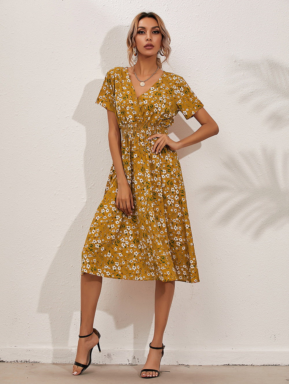 High-quality elegant summer dress with floral print