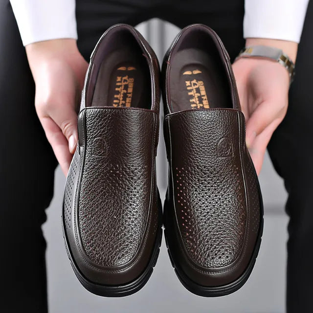 Men's leisure shoes made from genuine leather