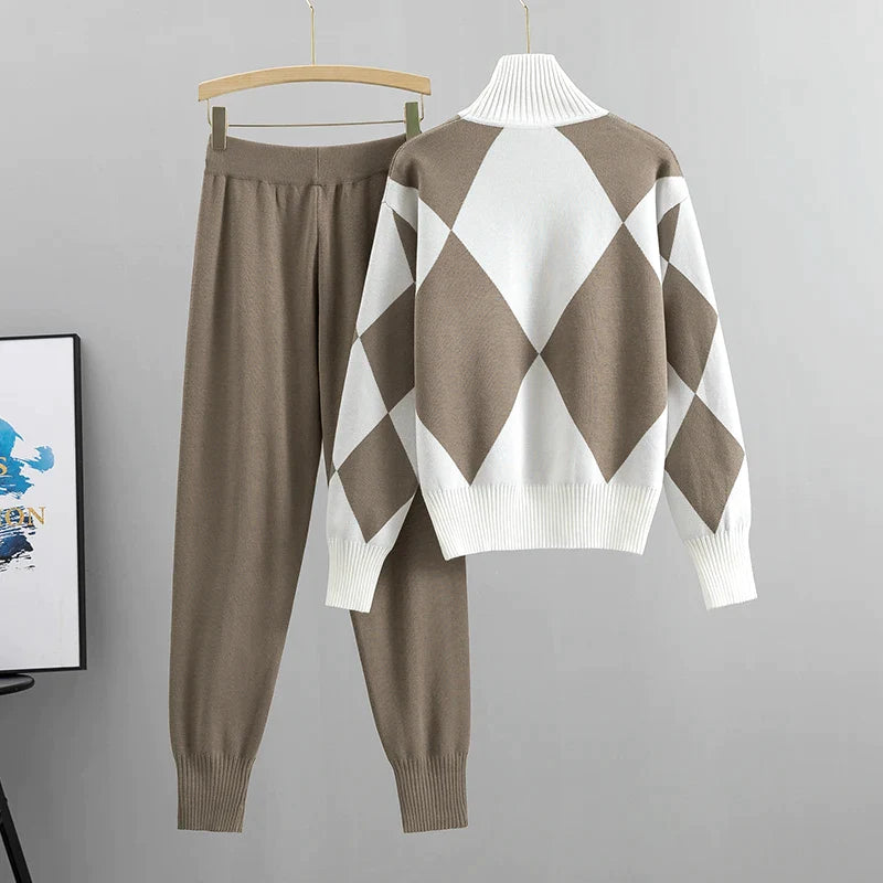 Elegant set soft sweater + long trousers