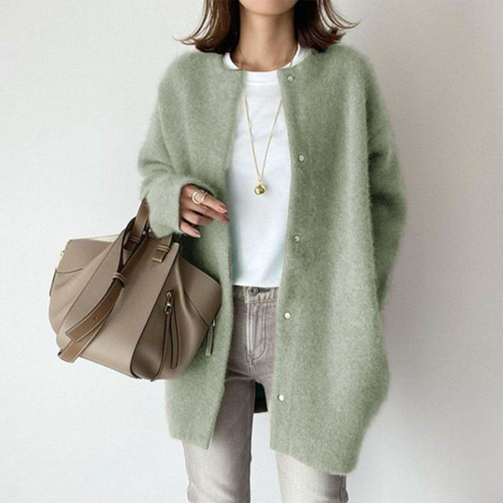 Comfortable classic cardigan for women