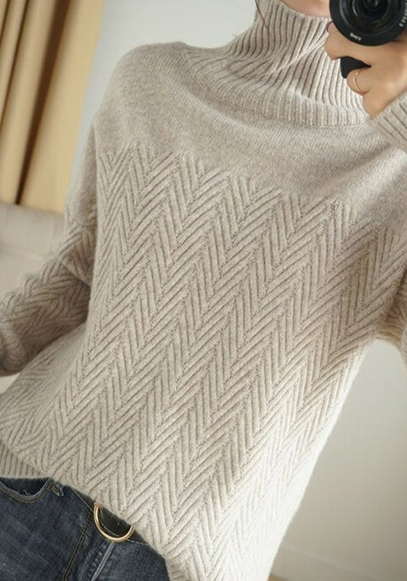 Long-sleeved chevron jumper with a high neckline