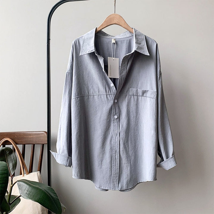 Comfortable, robust oversize blouse