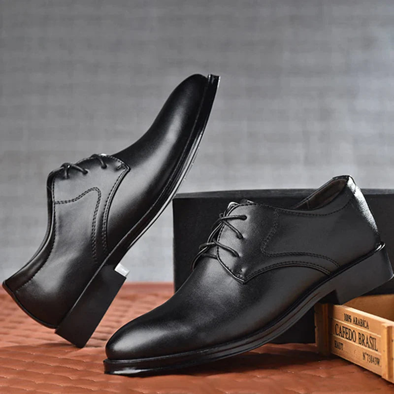 Classic shoes for men