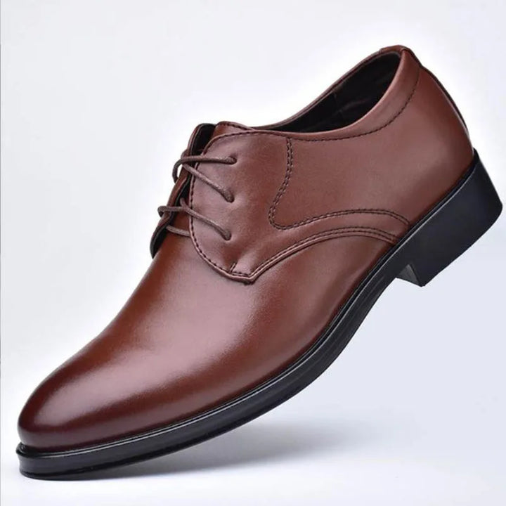 Classic shoes for men