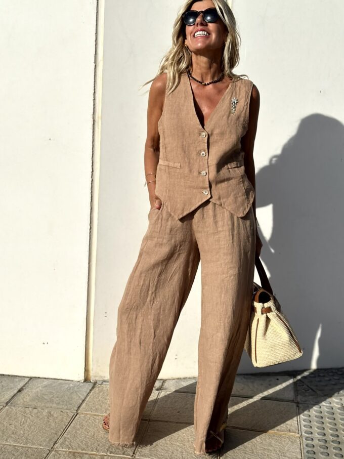 Women's - Chic Linen Vest and Pants Set - Stylish Comfort