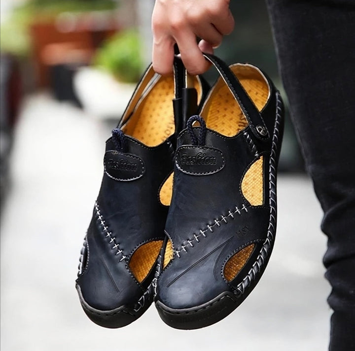 Handmade leather loafers with stitching detail