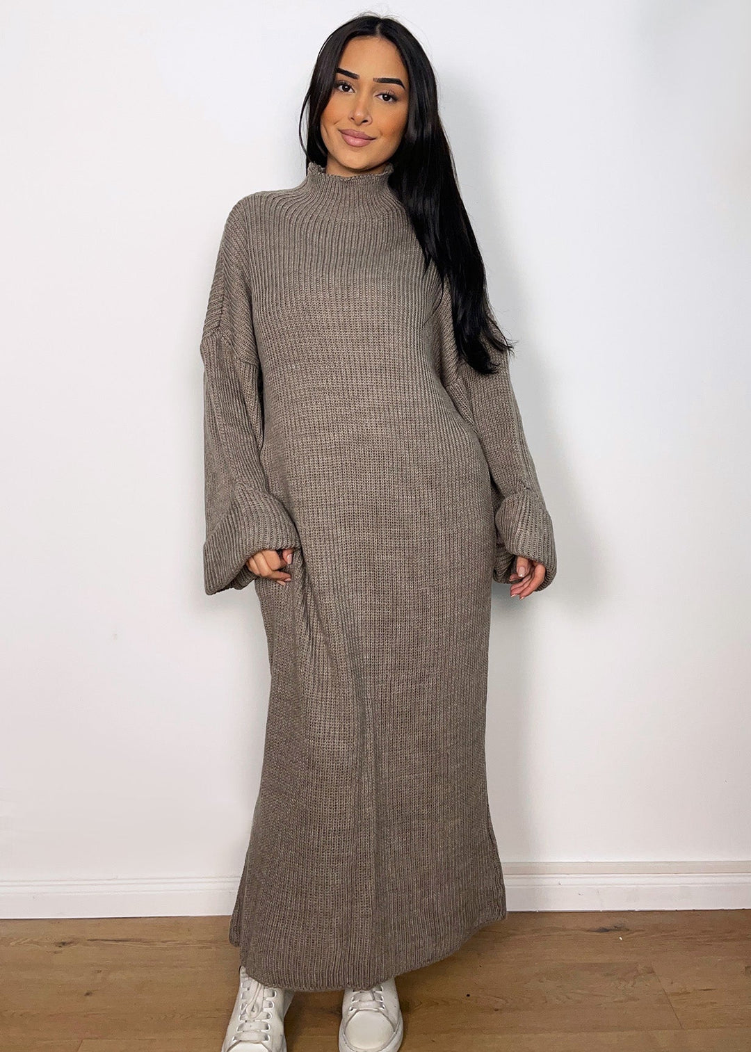 Atmospheric women's long dress - 2024 Edition