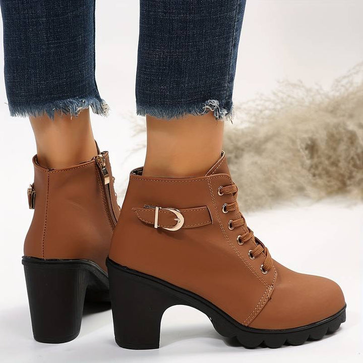 Boots with heel