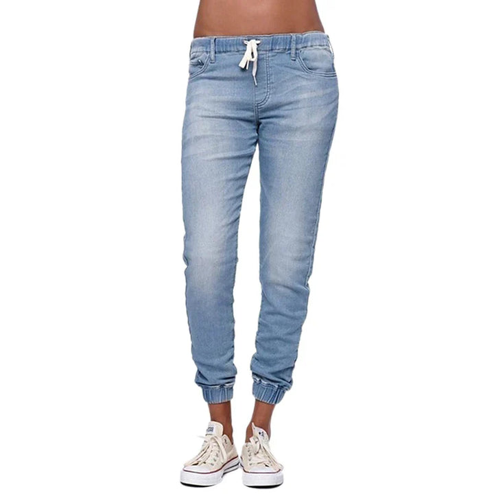 Women's jeans with low waist and bow