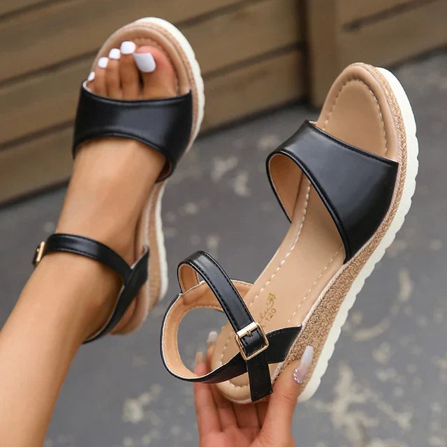 Lightweight wedge sandals with buckle