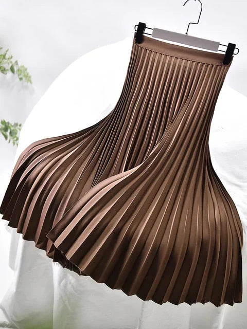 Elegant pleated skirt for women