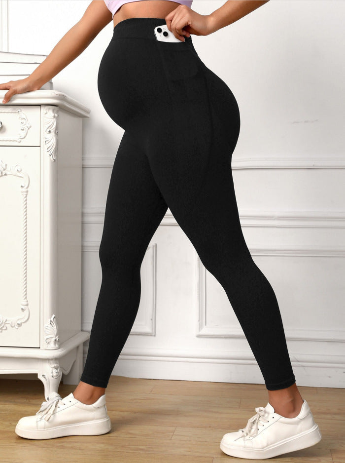 Comfortable maternity leggings with belly band