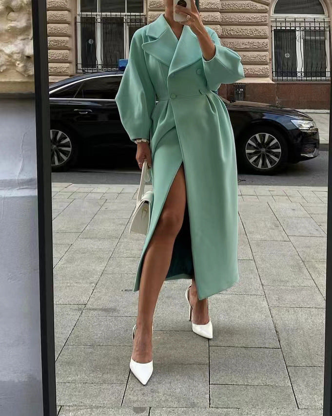 Women's - Elegant Long Trench Coat - Lapel Collar - Stylish Design - Perfect for All Seasons
