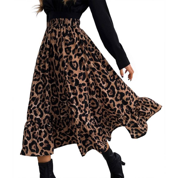 Modern Ladies Casual Leopard Print Simple Slim Skirt