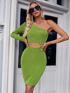 Beautiful solid colour one-shoulder sheath dress