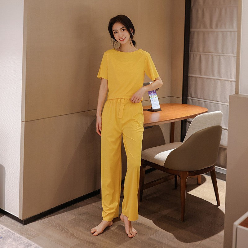 Two-piece pyjama set with short-sleeved T-shirt and wide leg in ice silk