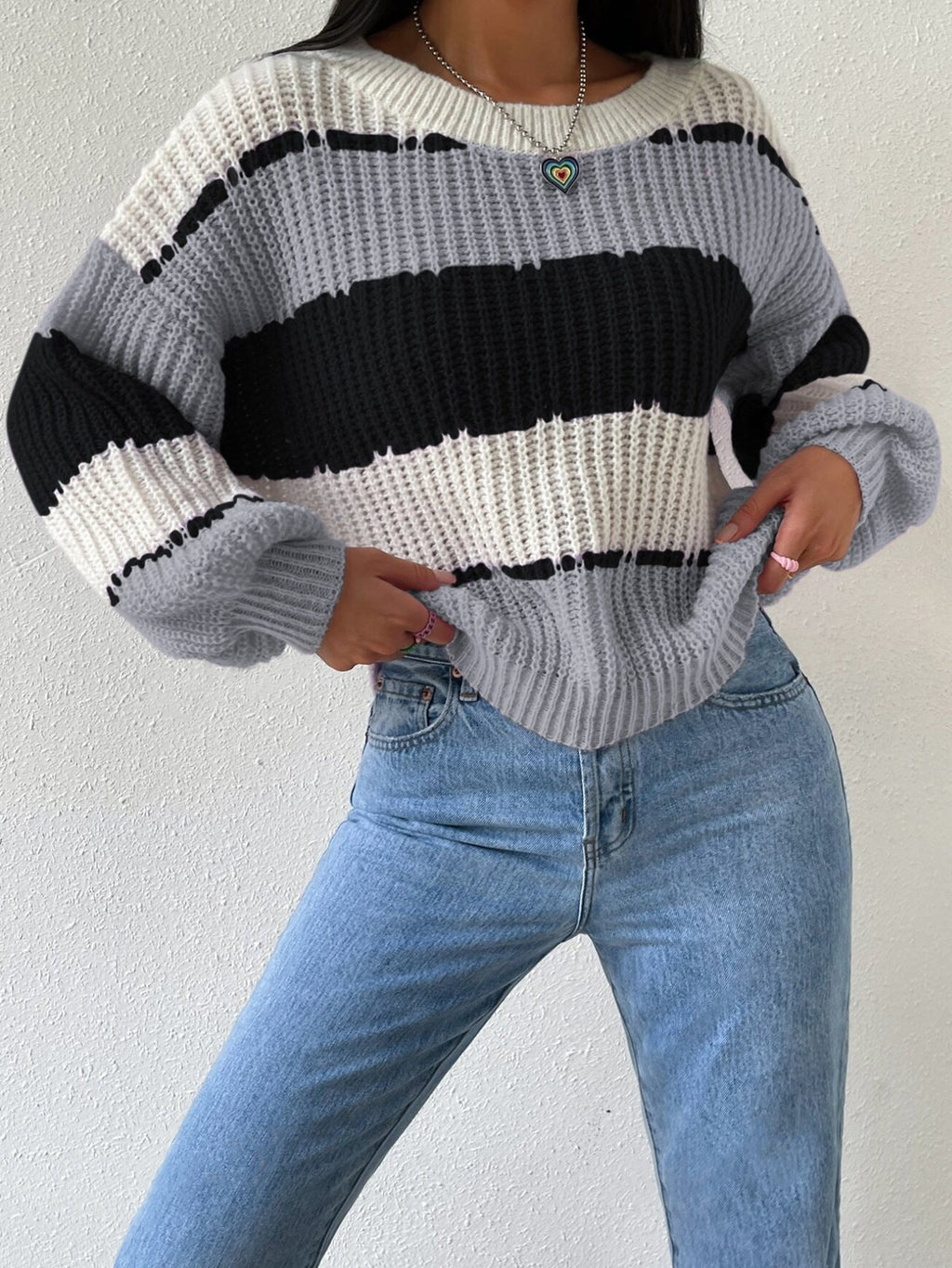 Women's - Long Sleeves Knit Striped Jumper - Crew Neck