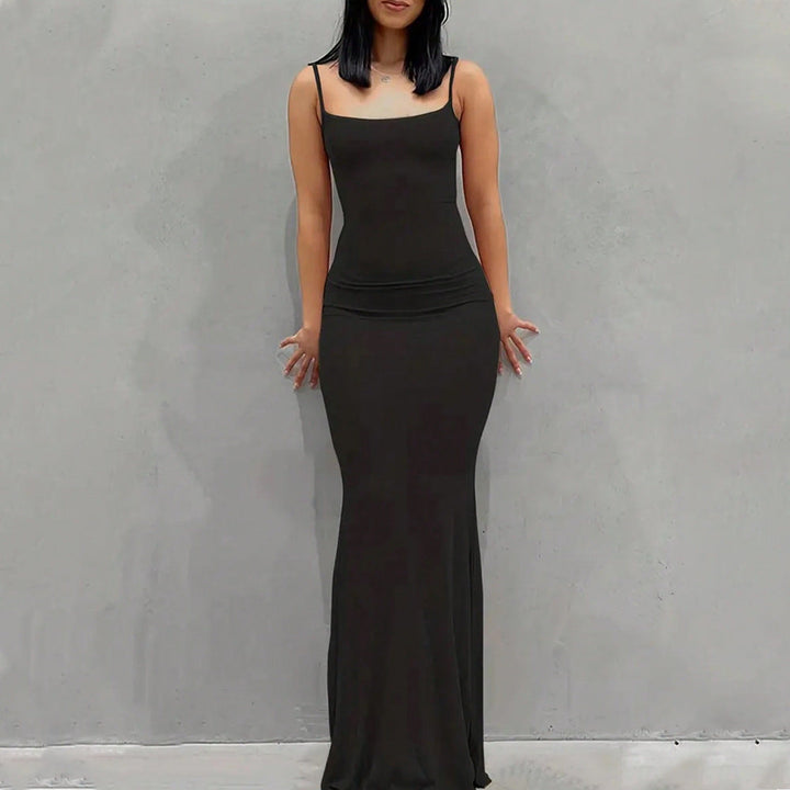 Women's - Waist Accentuating Bodycon Dress - Slimming Spaghetti Strap Style - Perfect for Any Occasion