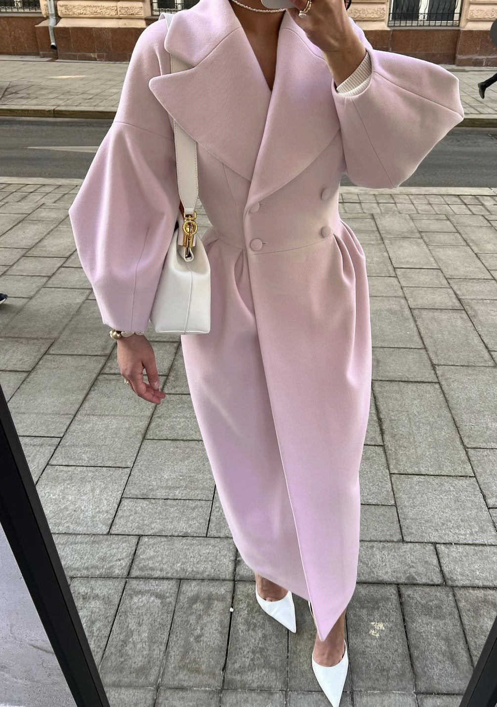 Women's - Elegant Long Trench Coat - Lapel Collar - Stylish Design - Perfect for All Seasons