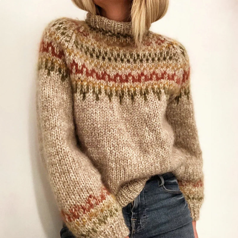 Women's - Cosy Scandinavian Sweater - Soft Material - Warm Knit Design for Comfort
