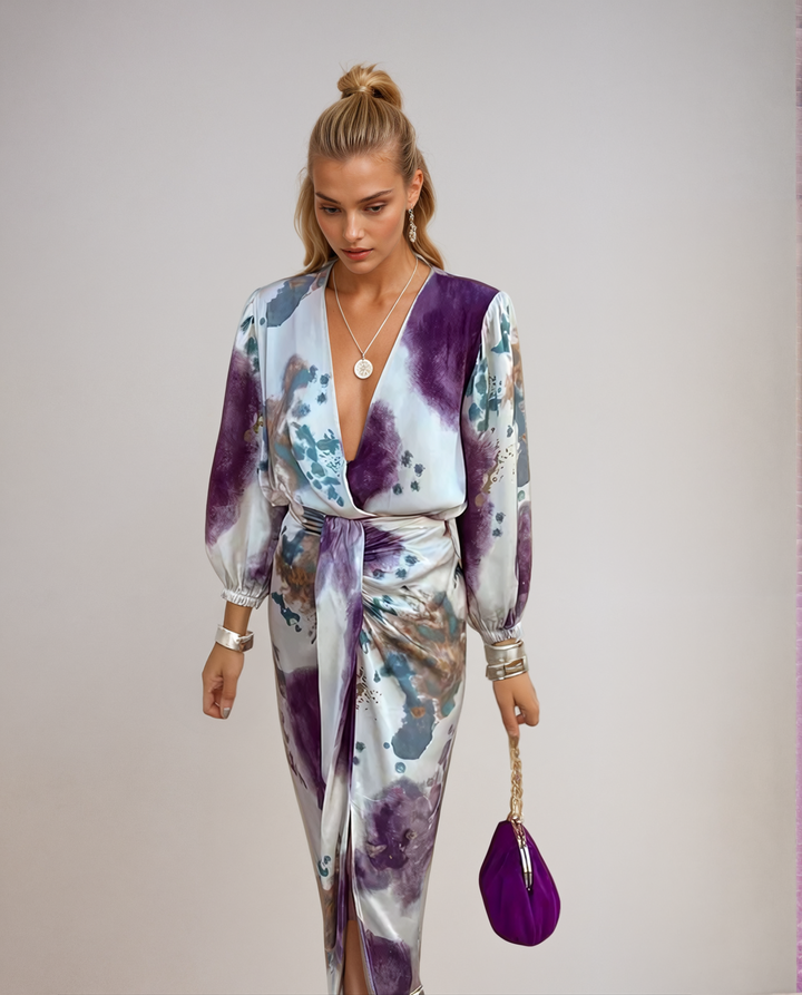 Women's - Elegant Long Dress - Flowy Fabric - Perfect for Special Occasions - Women's Fashion