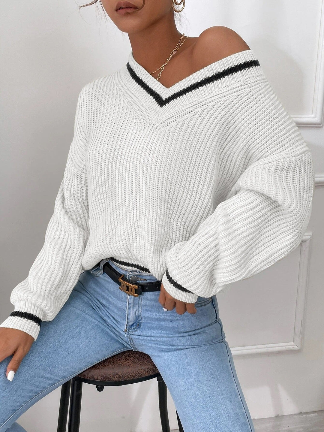 Jumper with patchwork V-neck