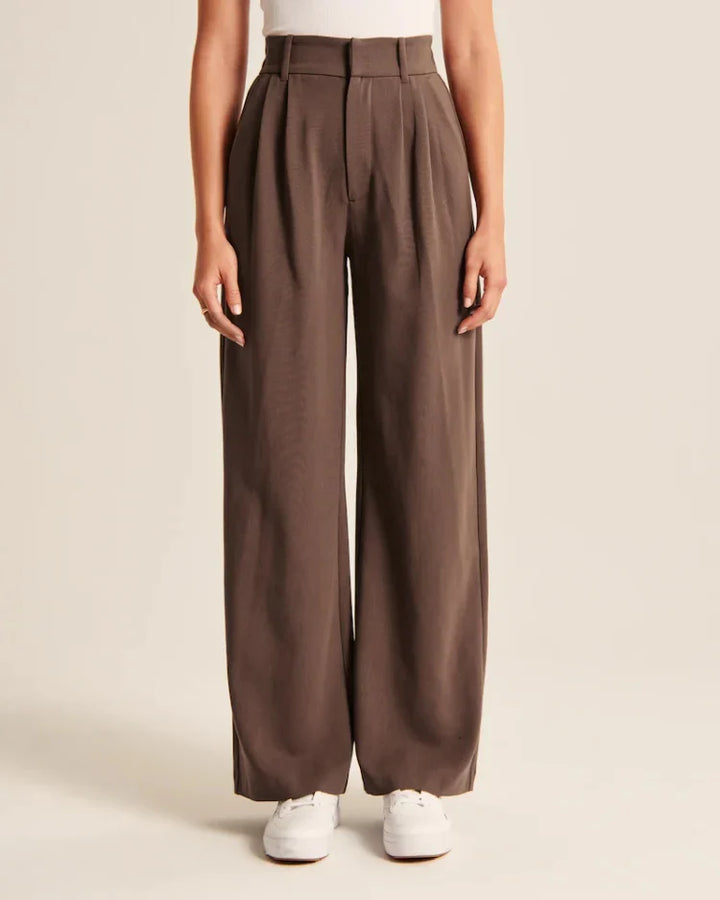 Oversized elasticated trousers