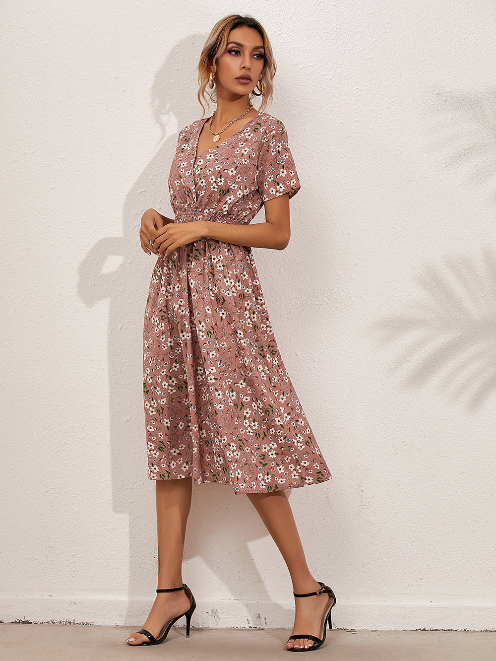 High-quality elegant summer dress with floral print