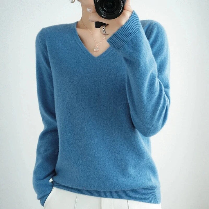 V-neck jumper