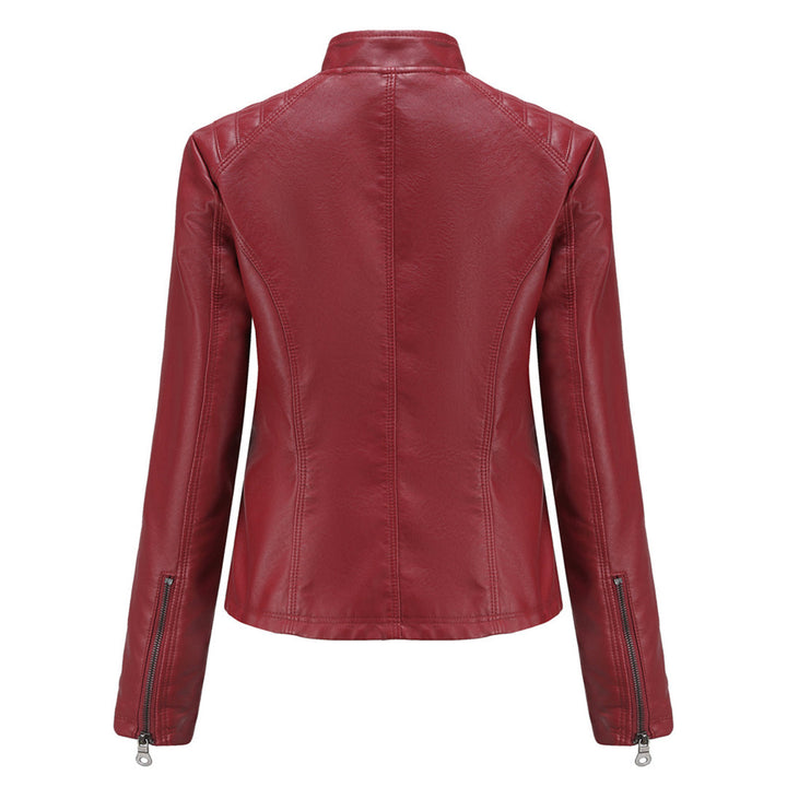 Stylish quilted leather jacket with zip