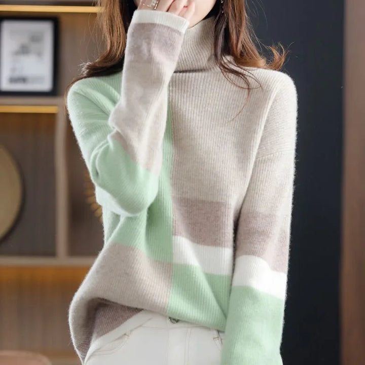 Elegant coloured sweater