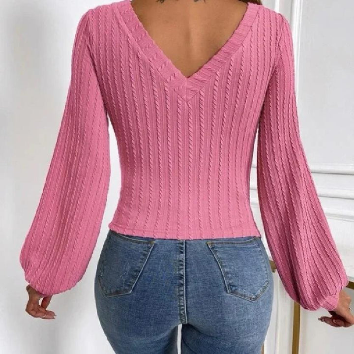 Women's fashionable knitted tops with long sleeves and V-neckline