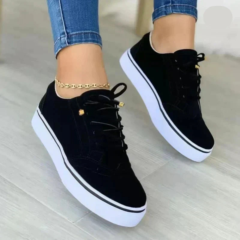 Kailee™ Comfortable orthopaedic trainers