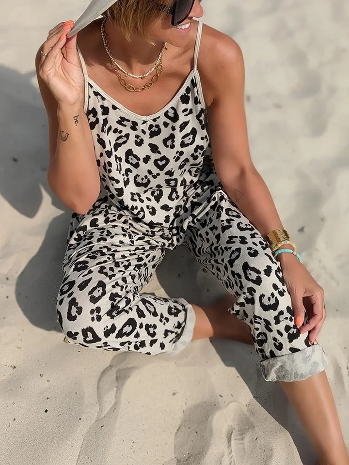 Loose sleeveless jumpsuits